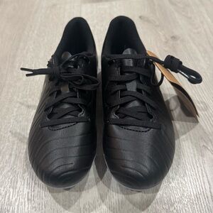 NWT Nike | Black Soccer Cleats | sz 1.5Y